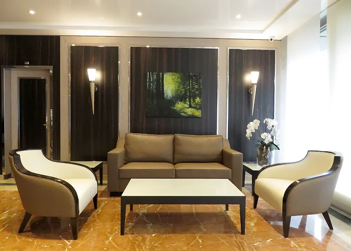 Nash Airport Hotel